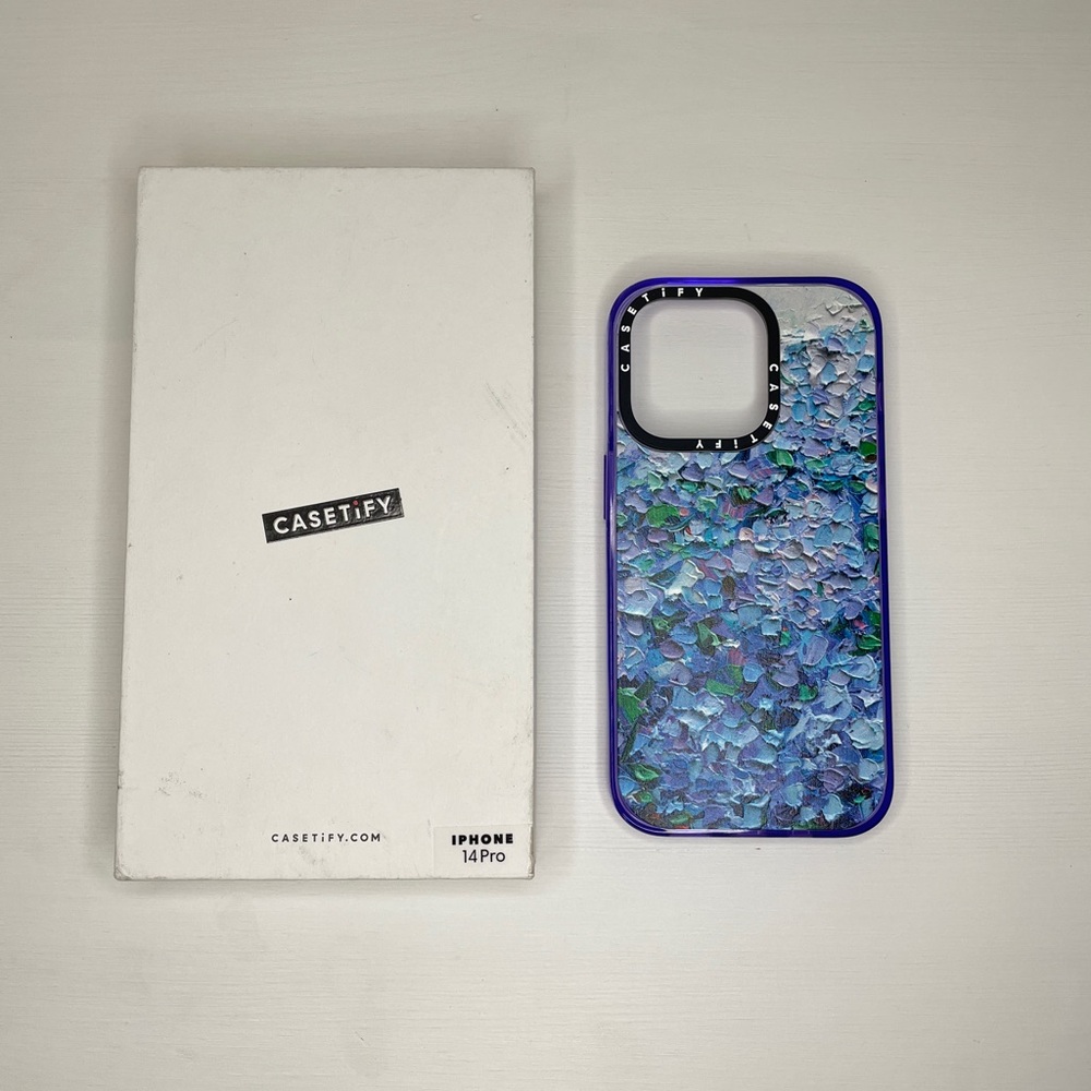 Casetify iPhone 14 Pro - Nantucket Blue Hydrangeas